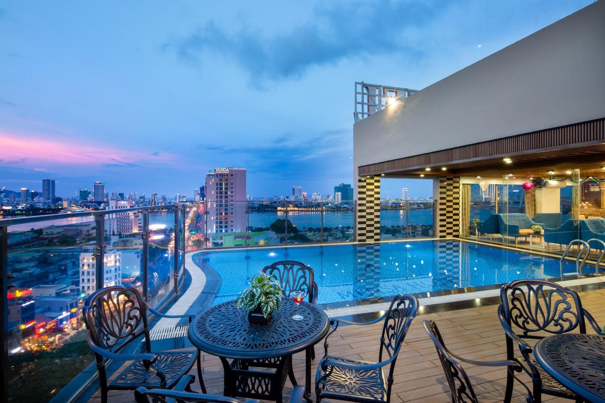 Mitisa Hotel Da Nang - Near Dragon Bridge Экстерьер фото