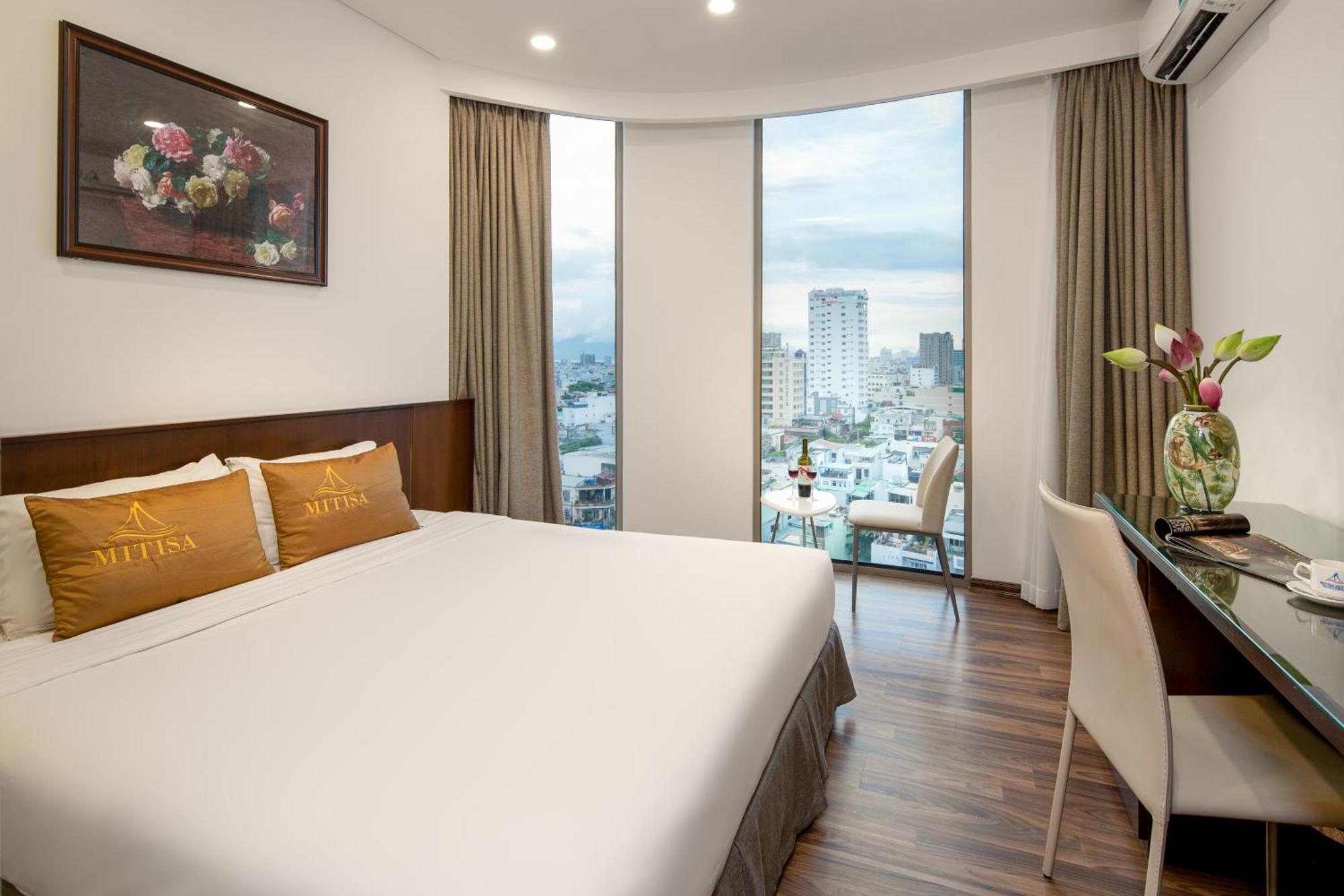 Mitisa Hotel Da Nang - Near Dragon Bridge Экстерьер фото
