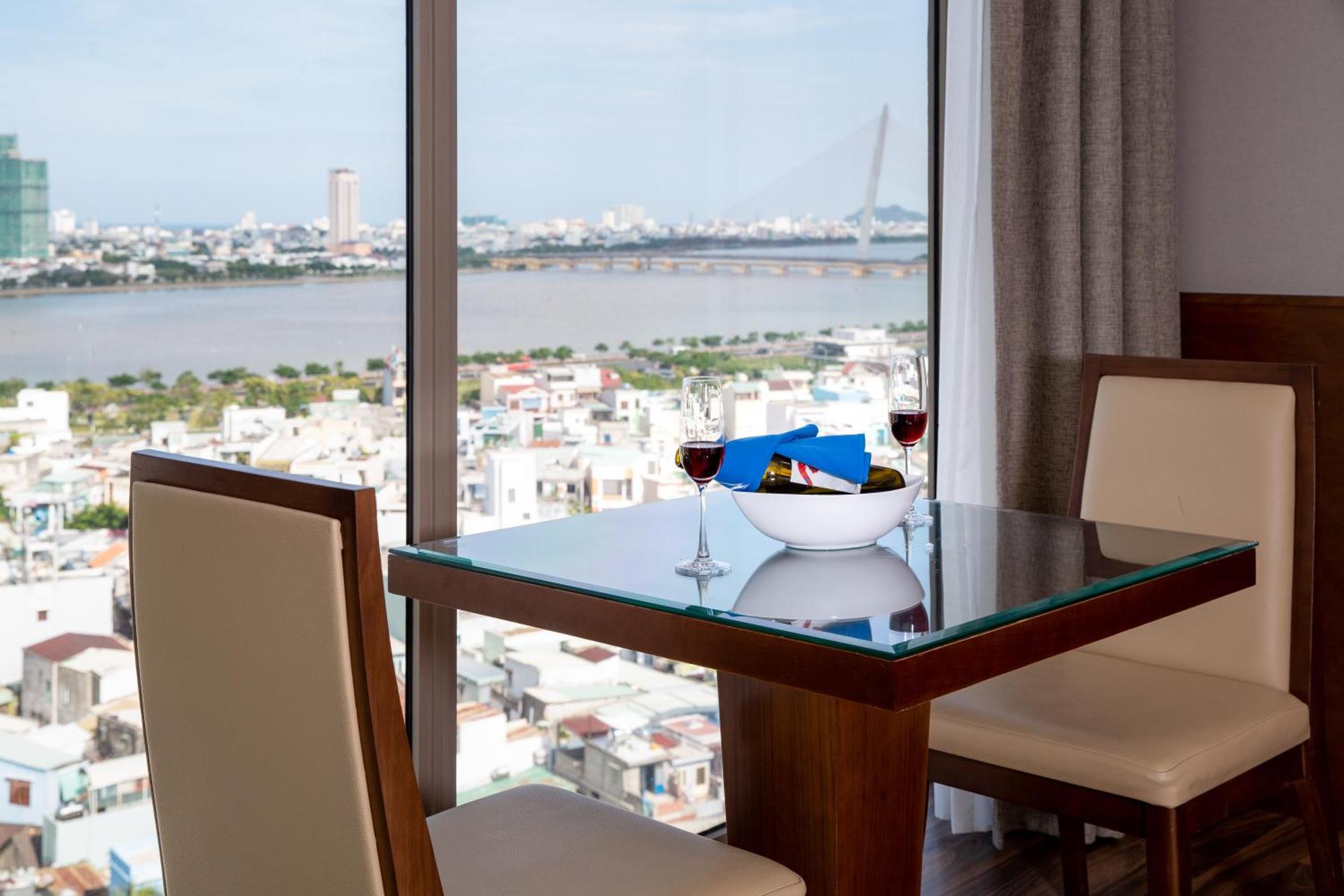 Mitisa Hotel Da Nang - Near Dragon Bridge Экстерьер фото