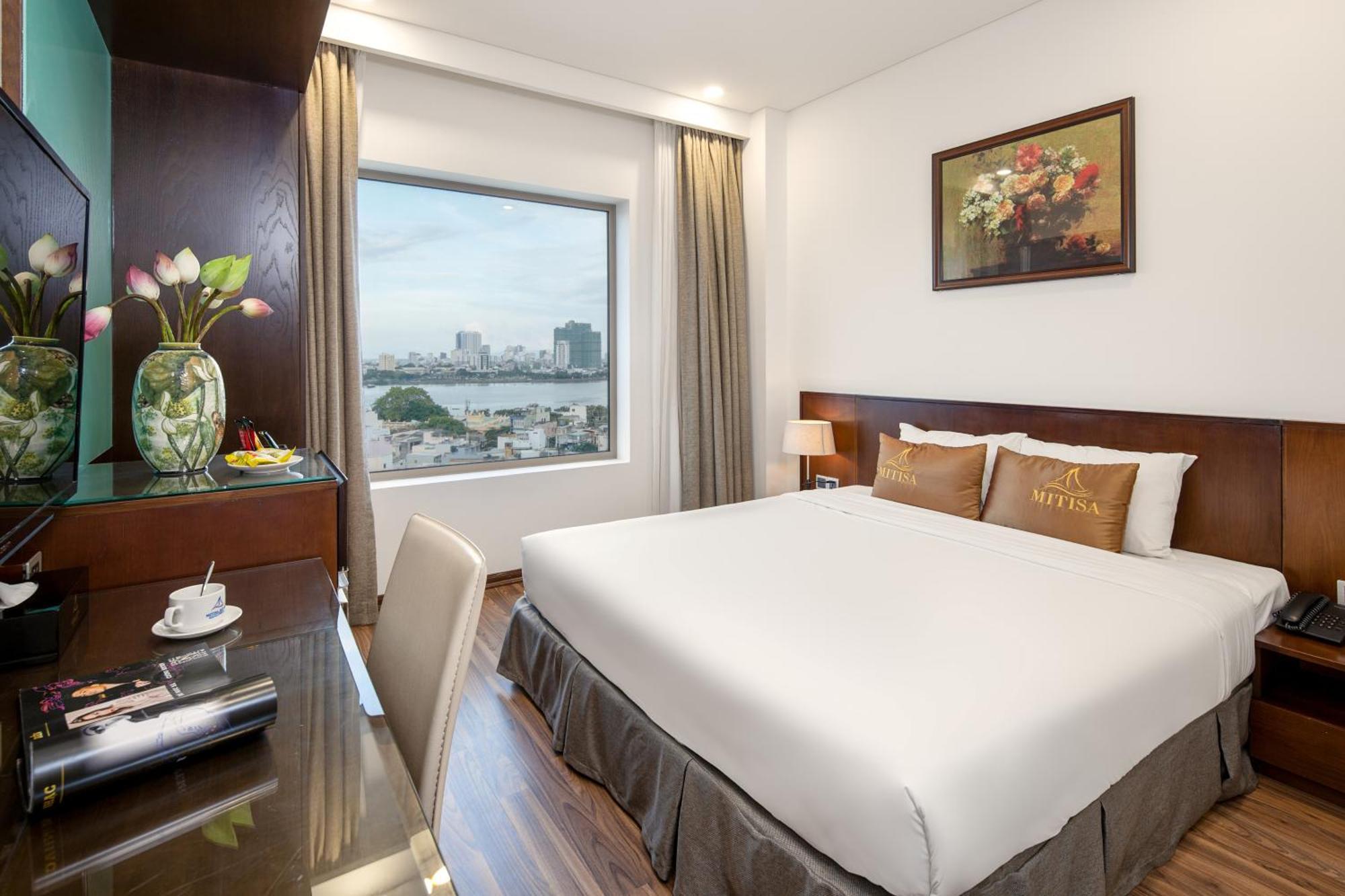 Mitisa Hotel Da Nang - Near Dragon Bridge Экстерьер фото
