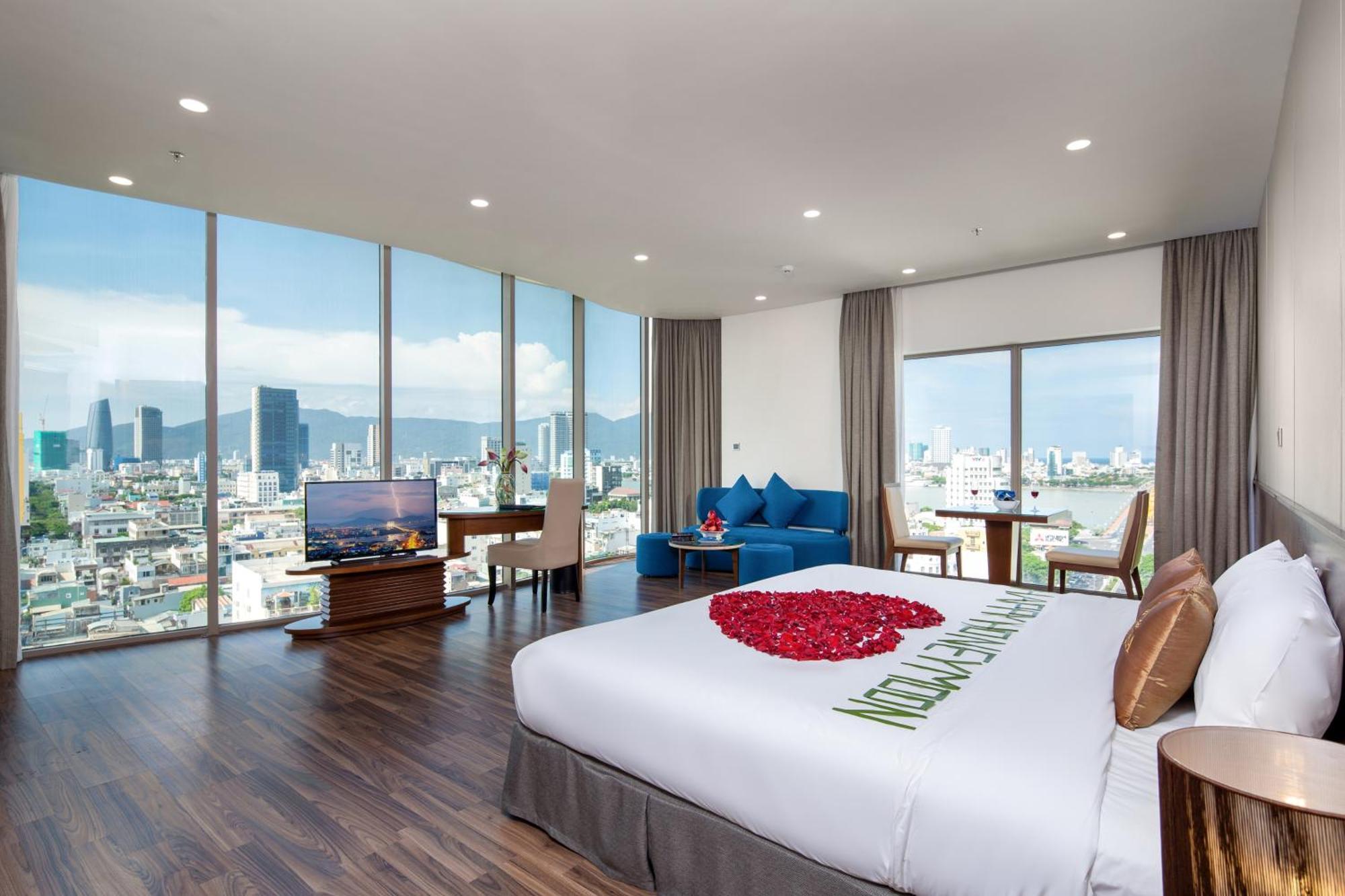 Mitisa Hotel Da Nang - Near Dragon Bridge Экстерьер фото