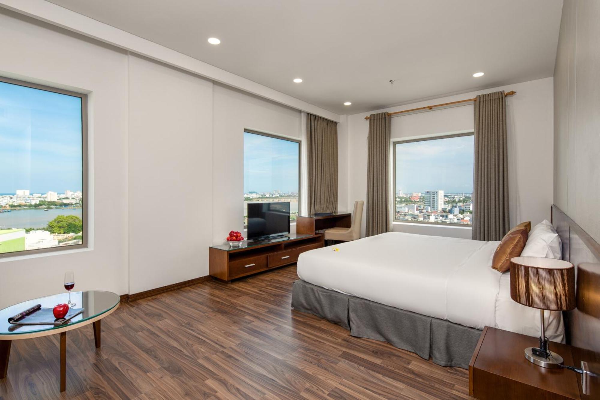 Mitisa Hotel Da Nang - Near Dragon Bridge Экстерьер фото