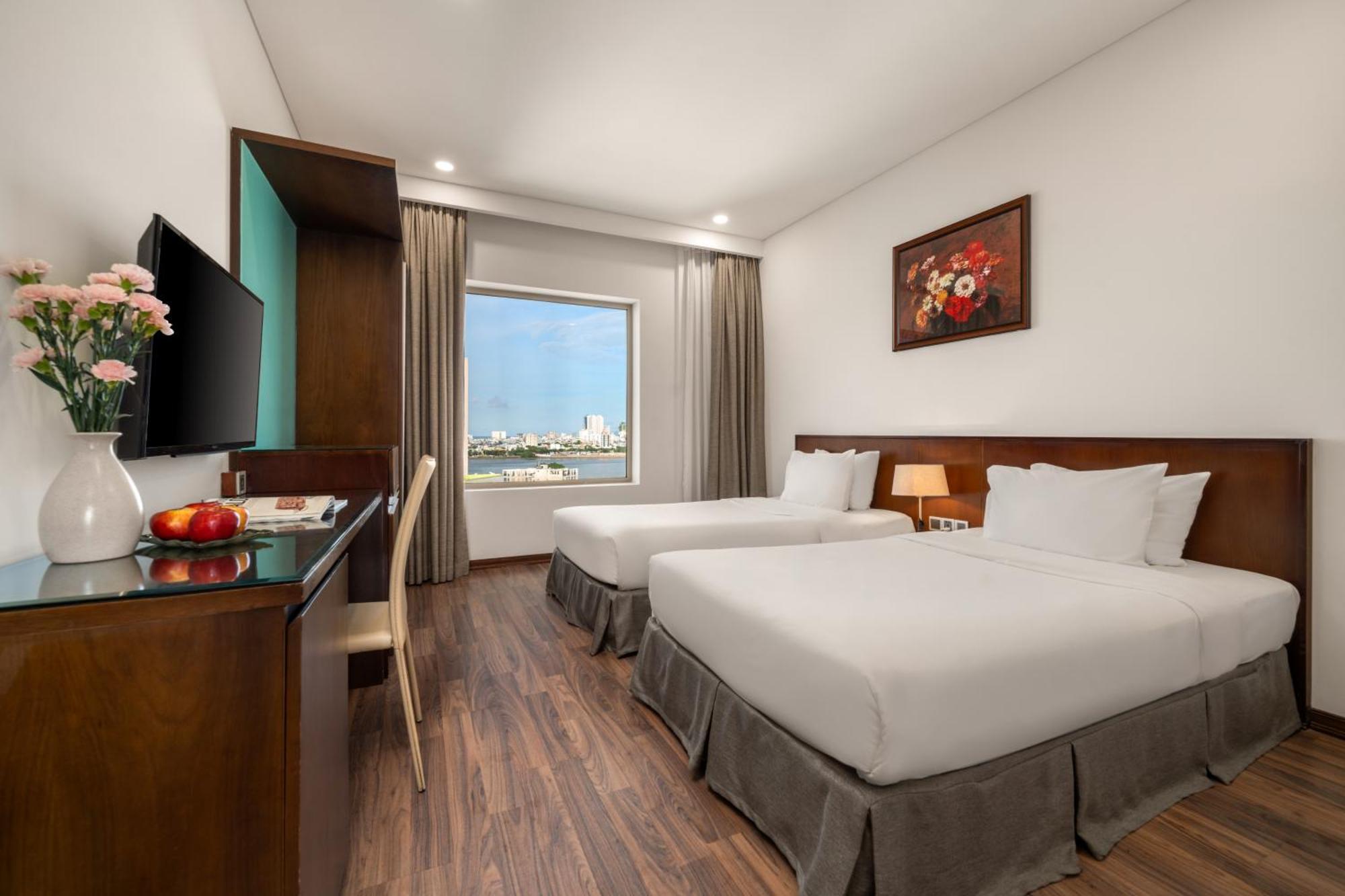 Mitisa Hotel Da Nang - Near Dragon Bridge Экстерьер фото