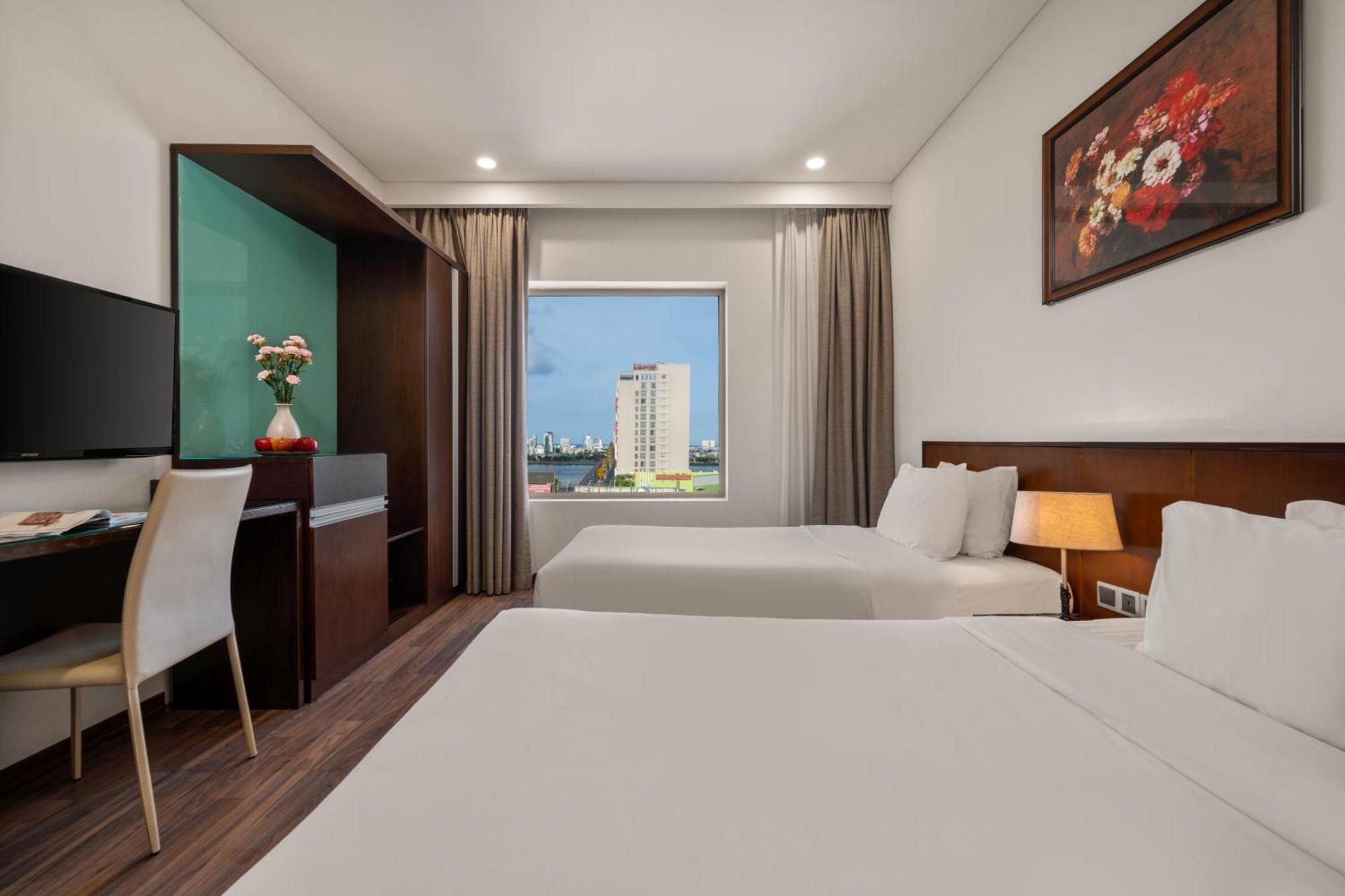 Mitisa Hotel Da Nang - Near Dragon Bridge Экстерьер фото